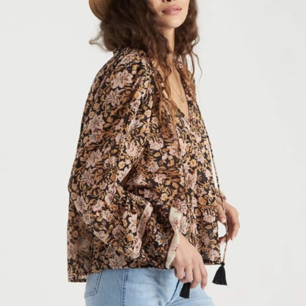 BILLABONG SUN FIRE TOP IN BLACK - SZ XSMALL